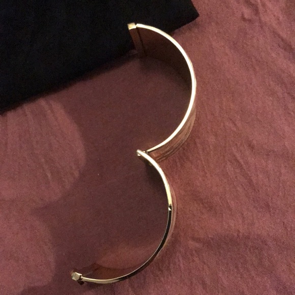 SOLD Ann Taylor bracelet - Picture 5 of 7